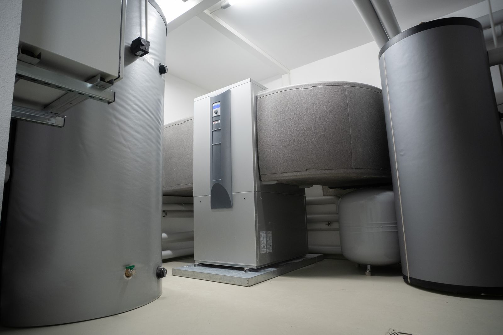 Cylinders and plant in a domestic plant room